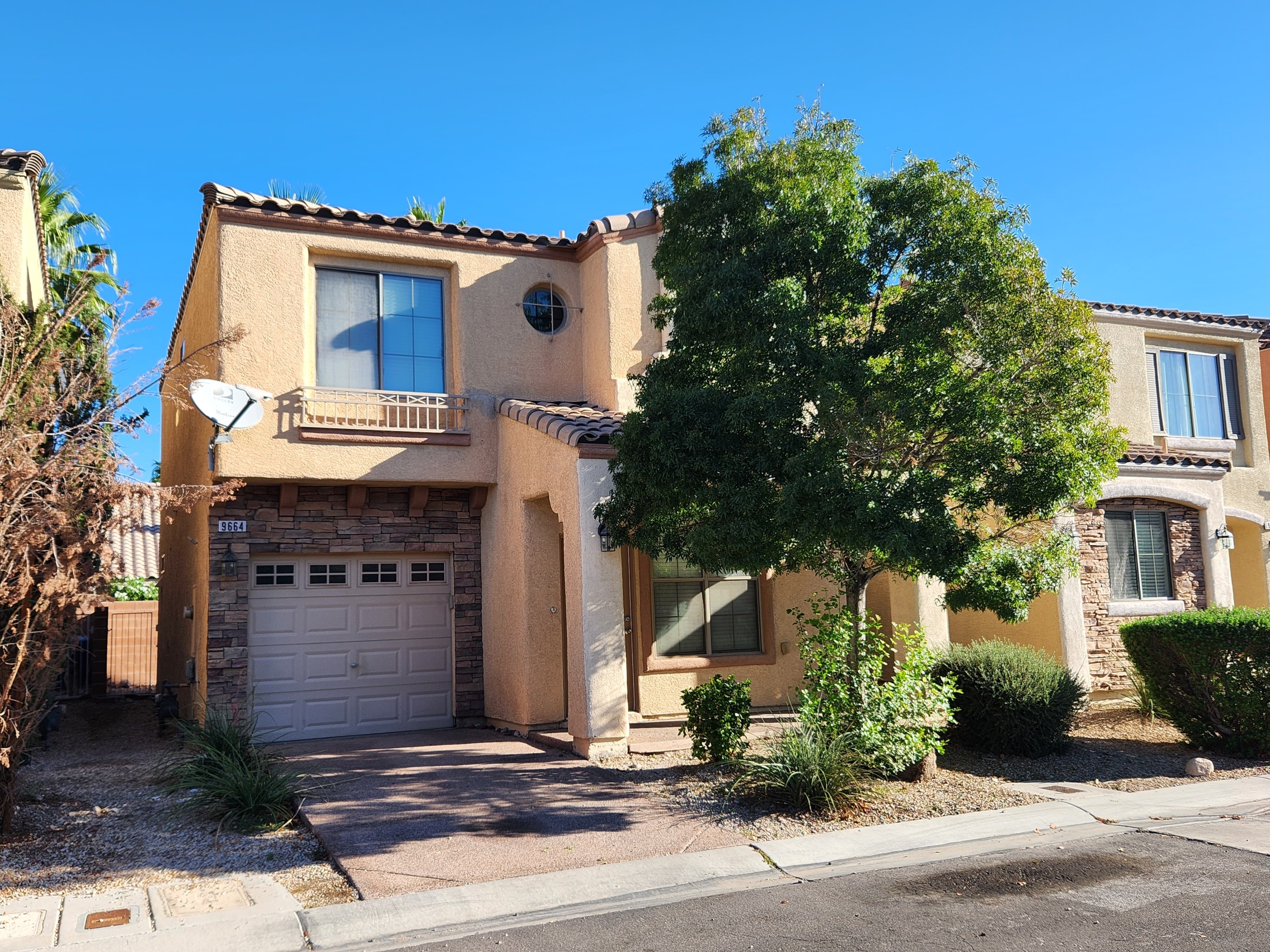 9664 Villa La Mora Avenue